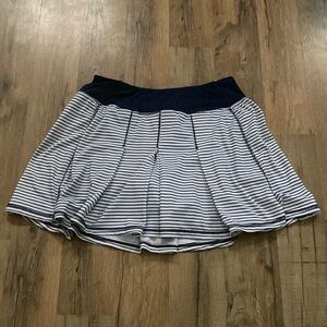Kyodan Skort XS Gold Skirt Tennis Preppy‎ Navy White Stripes